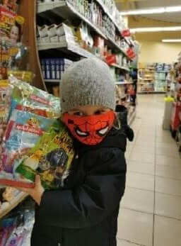 Thumbnail: Parairdevacaciones.com mascarillas infantil de spiderman para niños