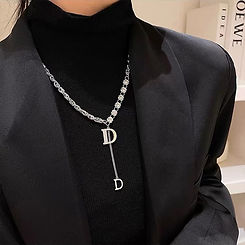 Collar con colgante de mariposa grande para mujer de acero inoxidable.jpg