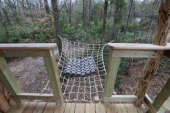 cargo-netting-beds-lounges-for-treehouses