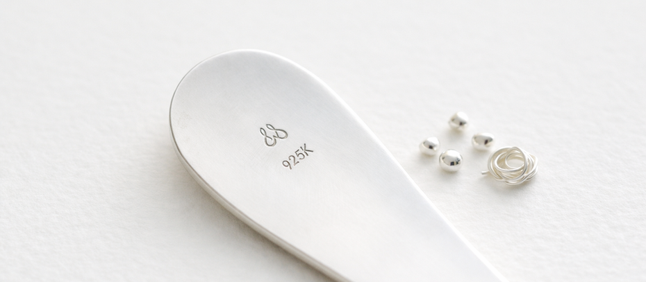 Neden Has Gümüş Yerine 925 Ayar Gümüş Kullanılır? Takı Alaşımlarının Ardındaki Gerçek