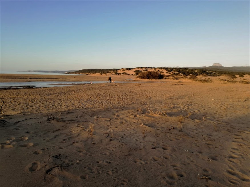 spiaggia-di-piscinas-sul-cammino-minerario-di-santa-barbara