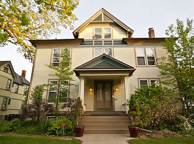 705 Exterior-min_600x400.jpg
