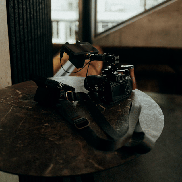Silhuette_BTS_Foto_Dump.gif