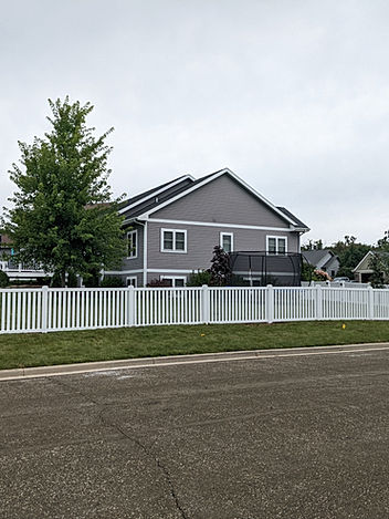 4' Stratford Vinyl , Verona, WI, Blue Mounds, WI