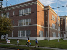 Les écoles publiques à la N-O rouvriront mercredi, après le jour de l'élection