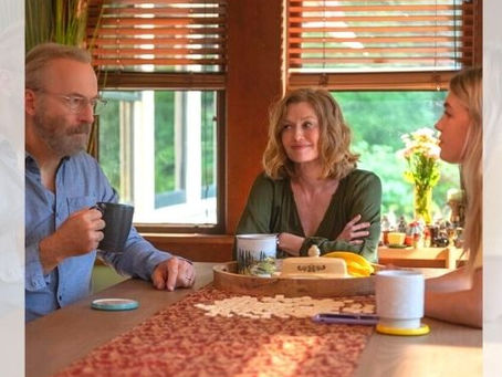 ‘Lucky Hank’ Episode 2: Recap And Ending, Explained: What Keeps Hank From Writing His Next Book?
