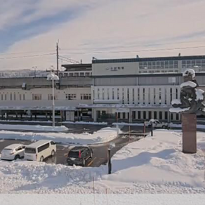 十日町は雪が降っています‼　It is snowing in Tokamachi. 　十日町下雪了！　