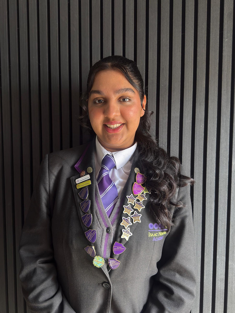 Inaaya Ijaz headshot.jpg