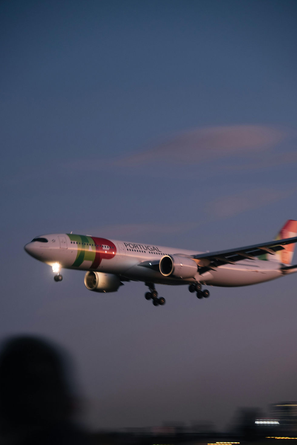 TAP Air Portugal. Could this airline fly between the two cities?