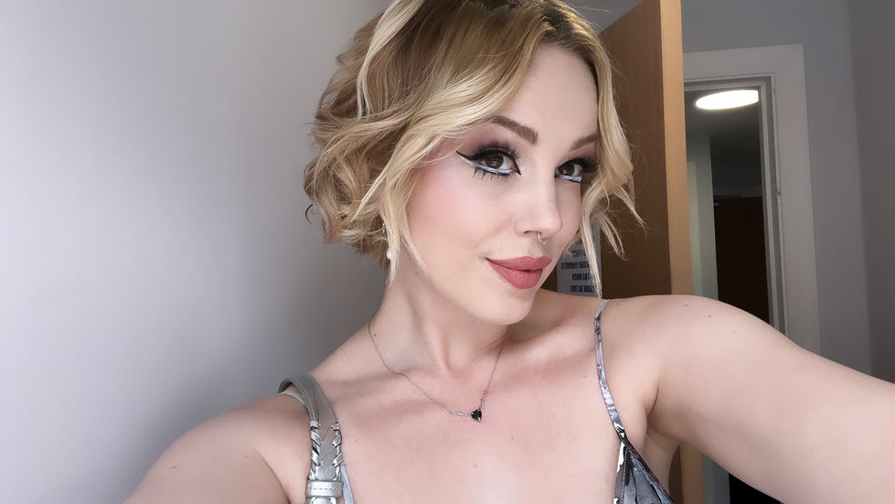 16BDFC76-0625-4609-AD49-C2D7D2A4FDBF