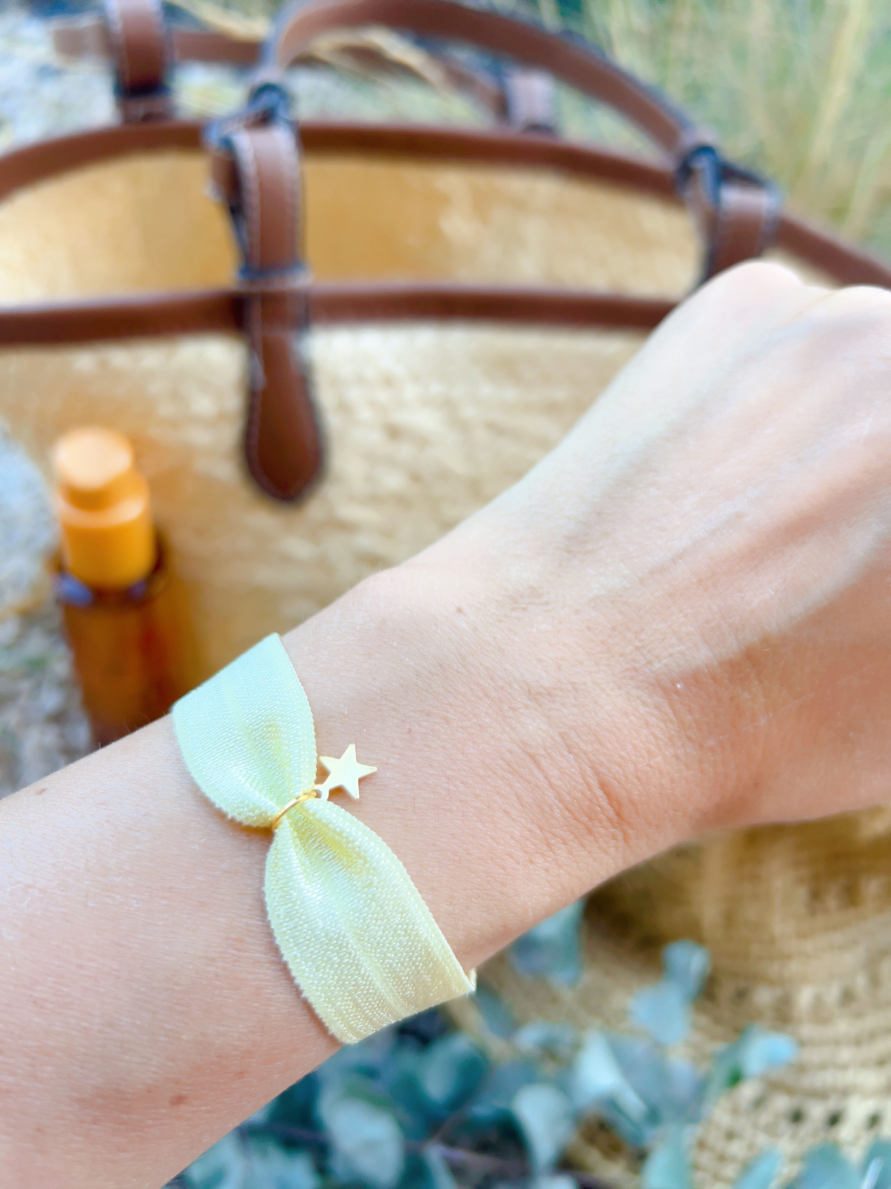 Bracelet élastique jaune (14)