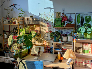 Bureau de travail avec Plantes