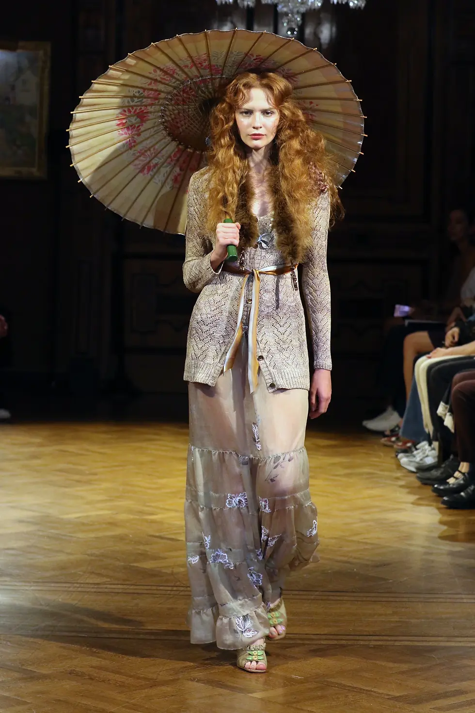 (Anna Sui, 2027)