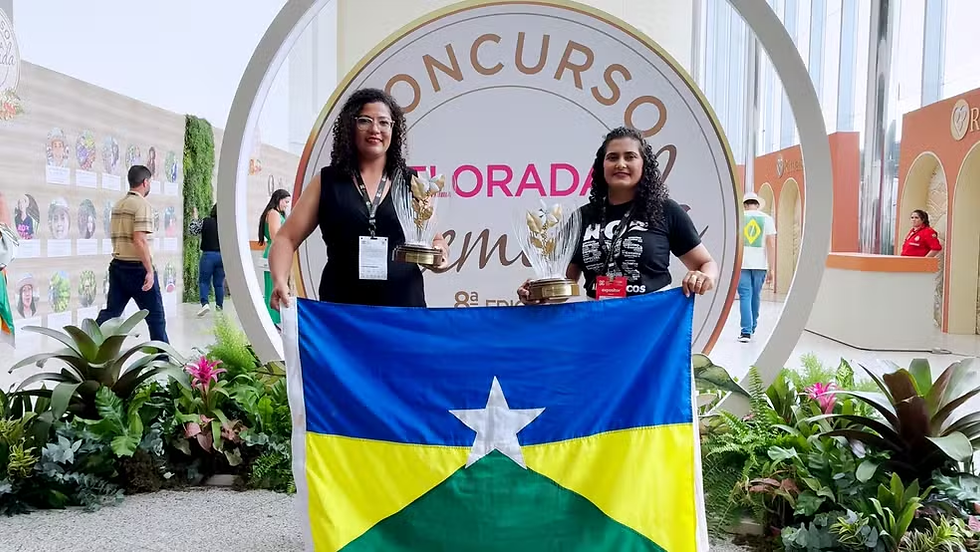 Ângela Maria Coutinho Pessoa e Fabiana Souza Leal Sanabria — Foto: José Lima/Rede Amazônica