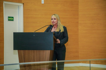 Ieda Chaves comemora inclusão do assédio sexual como conduta vedada em repartições públicas