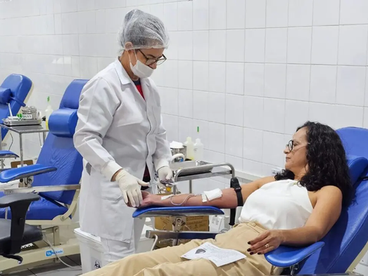 Fhemeron convoca doadores para repor A-, B- e O- em Porto Velho