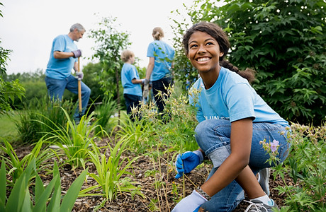 Volunteers-Garden