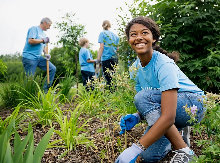 Volunteers-Garden