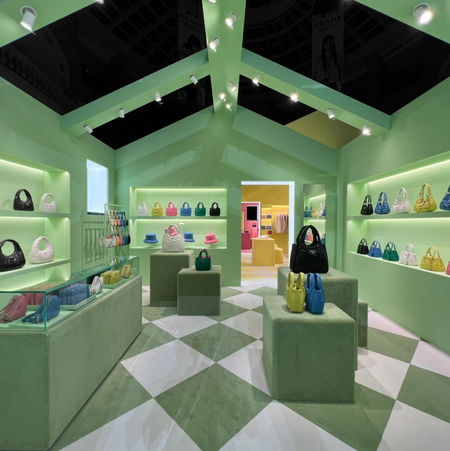 Prada village-2022-10-BELLAVITA-POPUP (6).jpg