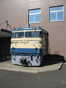EF65 536.JPG