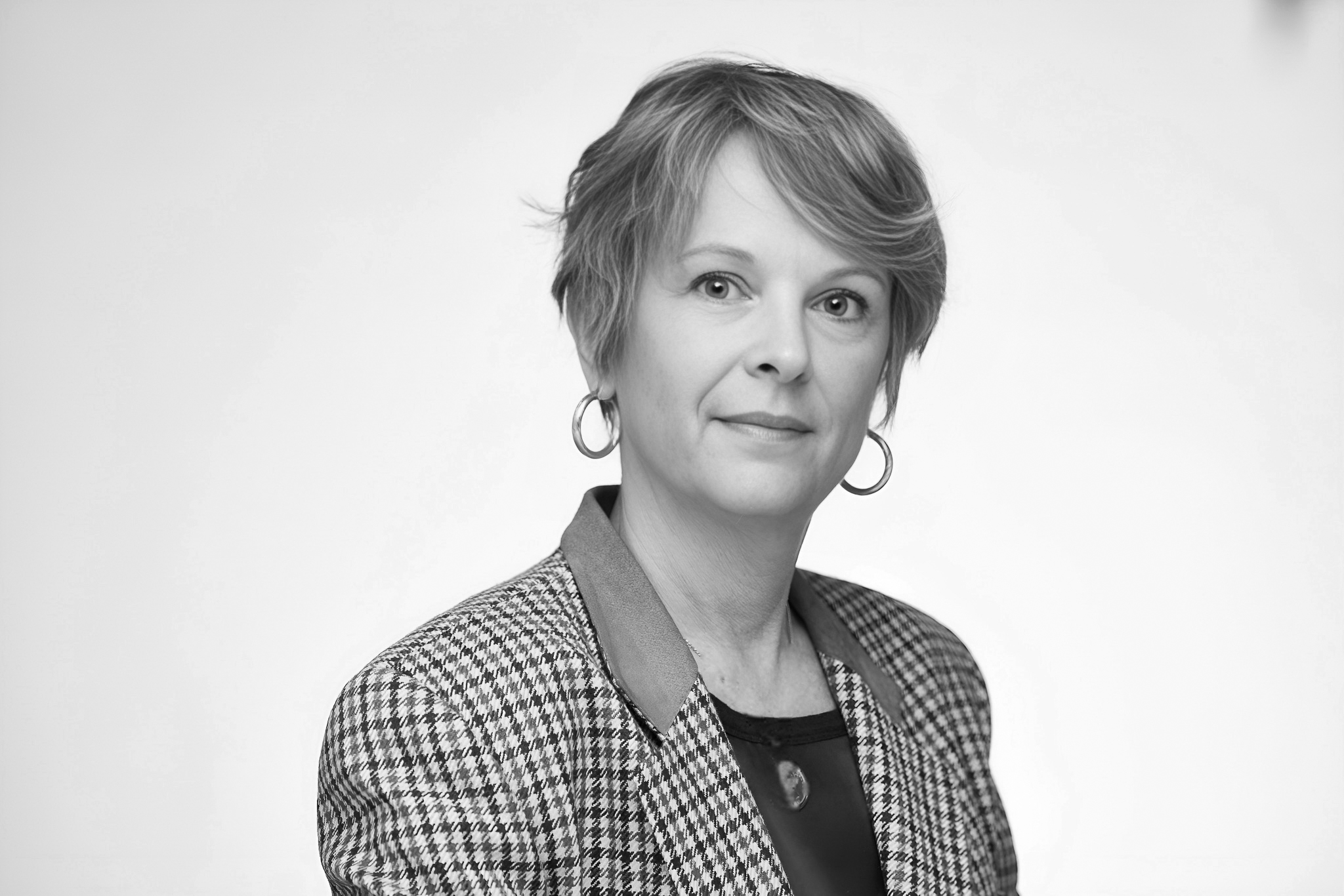 Writer: Sophie Decker