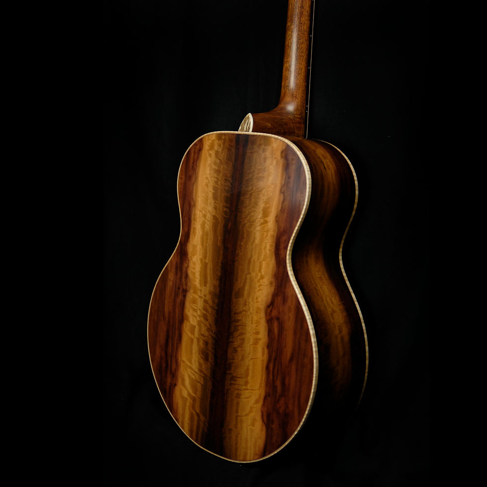 Thumbnail: Bent Twig Small Jumbo