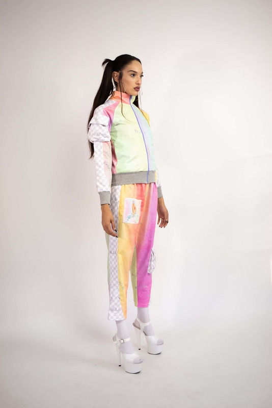Miniaturbild: W.I.A COLLECTIONS CLOUD ZIP JACKET