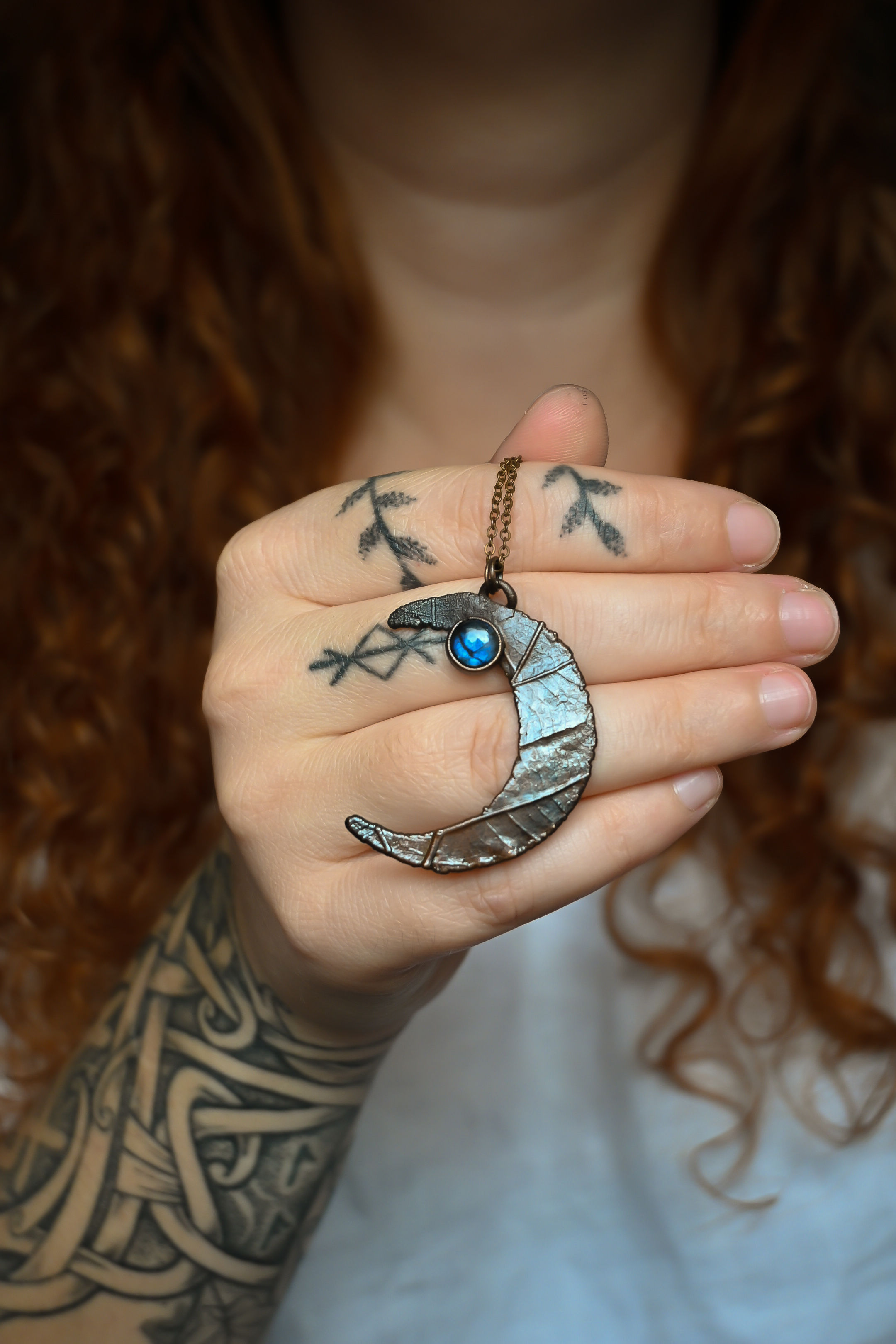 La veillée des sorcières - Chêne, croissant de lune, labradorite, cuivre