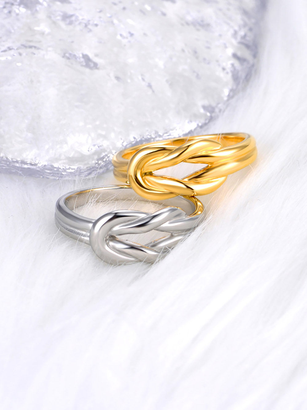 Sculpted Knot Ring