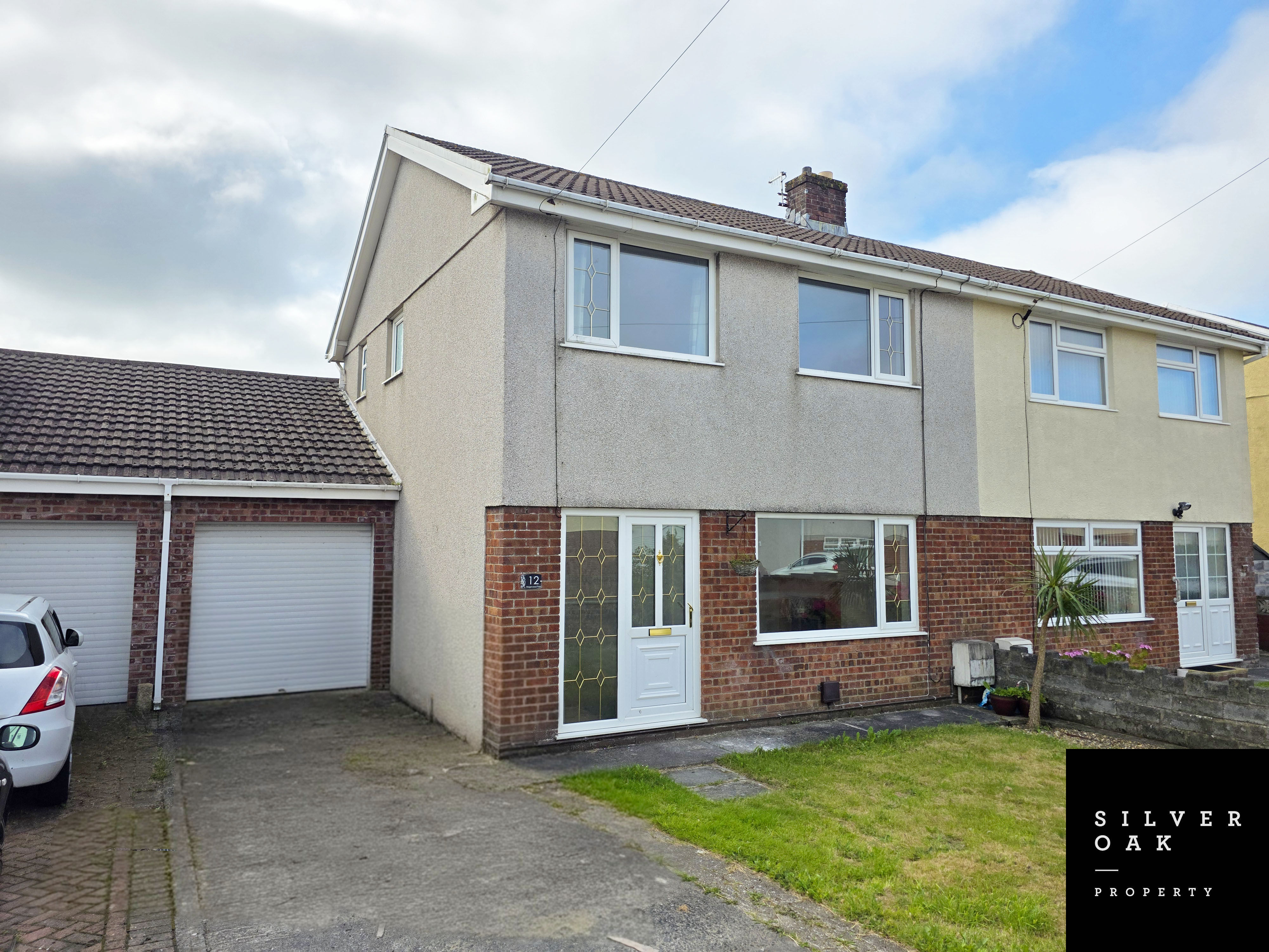 12 Ridgewood Park, Llanelli, SA15 1HX