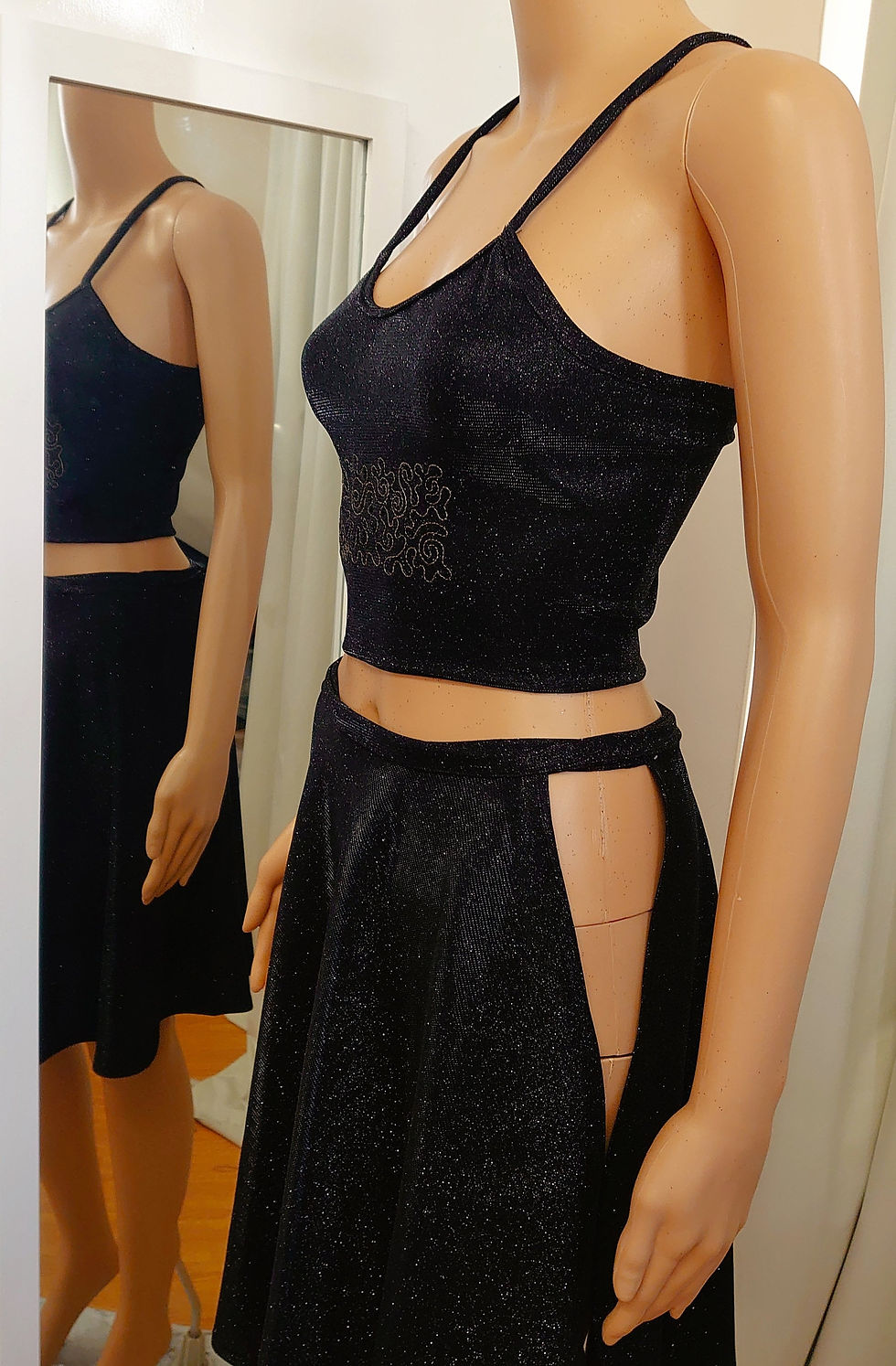 Thumbnail: Carmen  elastic, metallic  glitter overlapping skirt