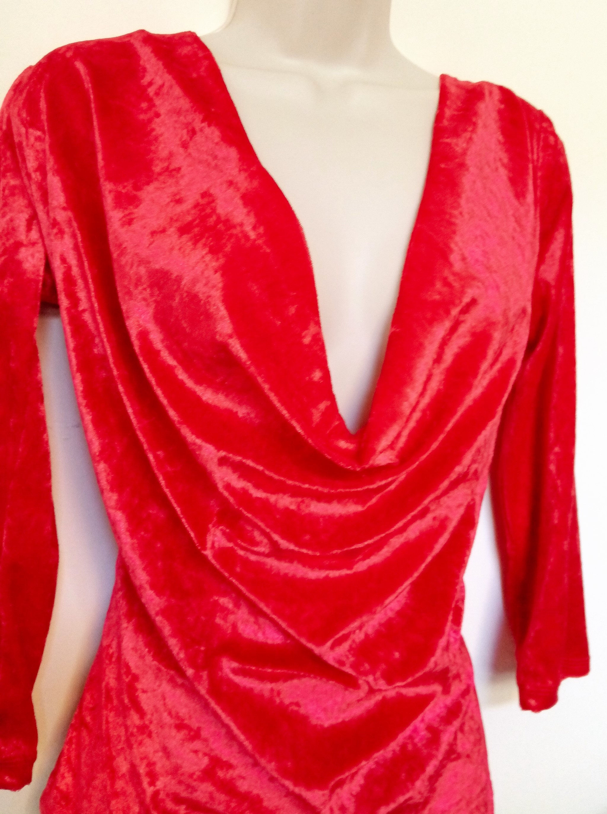 Spectacular, luxurious velvet top with a dropped neck