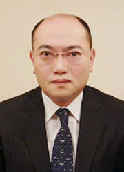 院長 佐藤 愼一郎