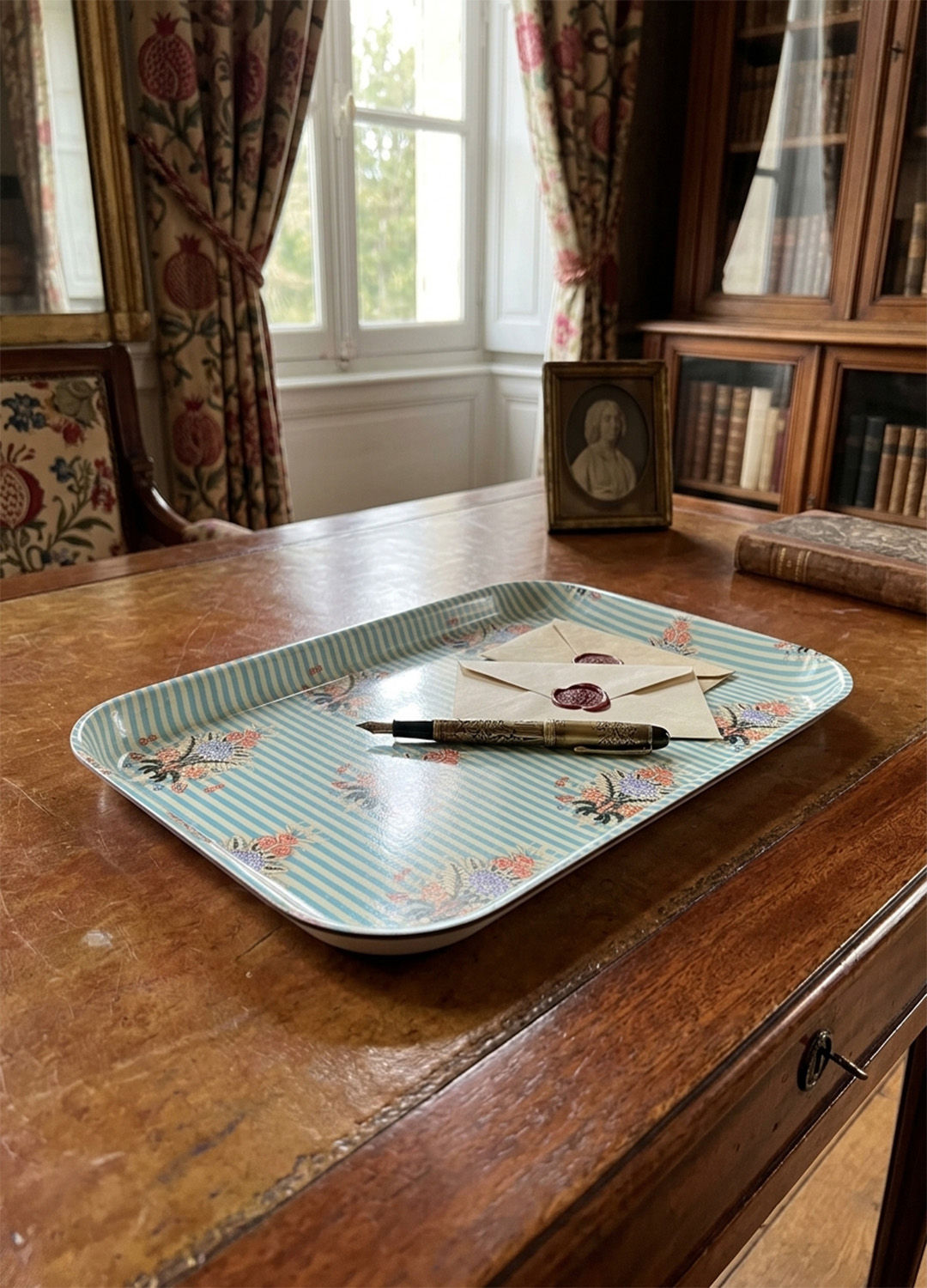 Plateau émaillé - Tapisserie du Grand SALON - George SAND