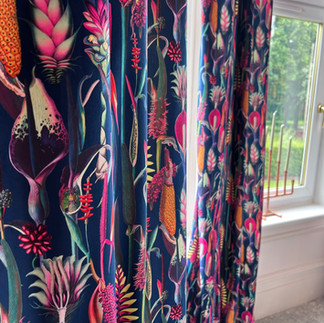 Bold Tropical Print curtain