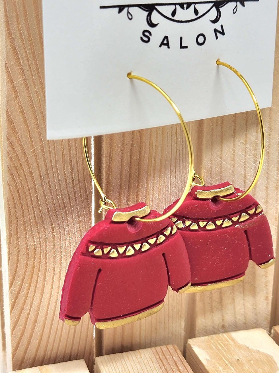 Thumbnail: Red sweater earrings ✨️ 