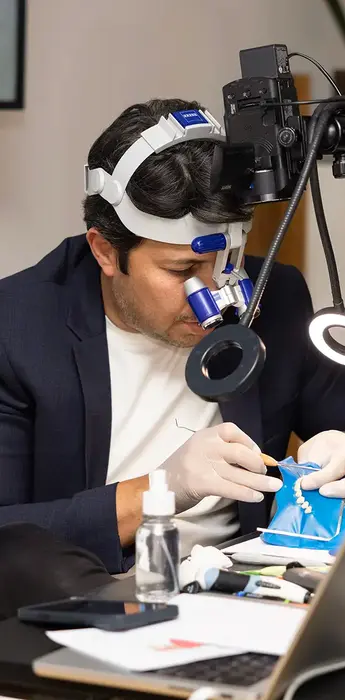 Praktische Detailarbeit in einem Fortbildungskurs der Academy Hamburg