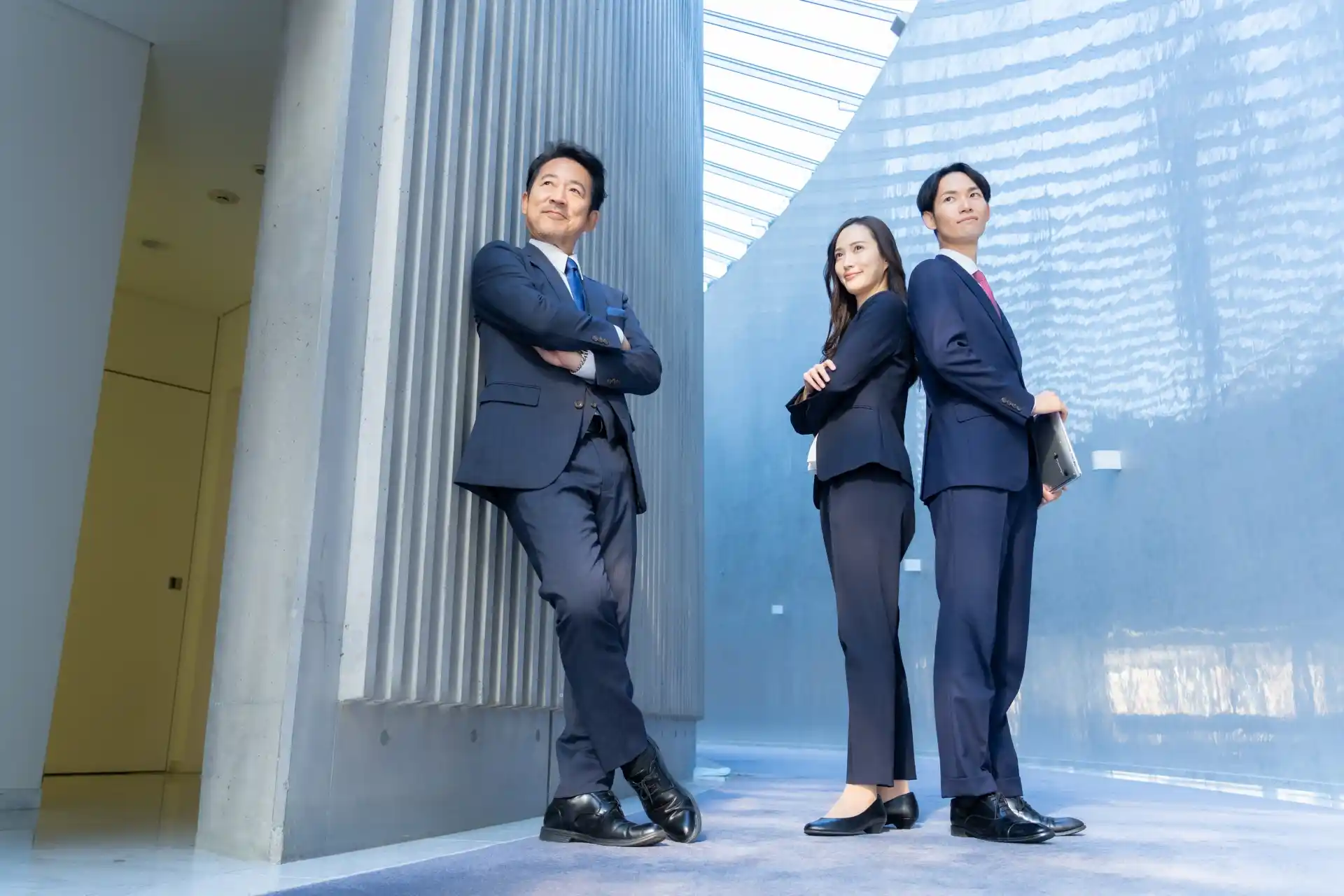フリーランス営業代行の選び方|会社への依頼との違い・費用・契約の注意点