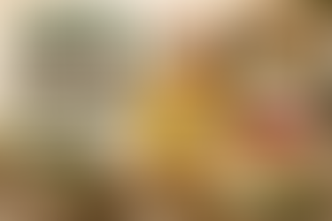Premium thumbnail for non-spicy Korean convenience foods, featuring Pulmuone bulgogi steamed dumplings, CJ Hetbahn seaweed soup rice, and Bibigo samgyetang with warm prepared dishes, gentle steam, and bold real-meal title text.
