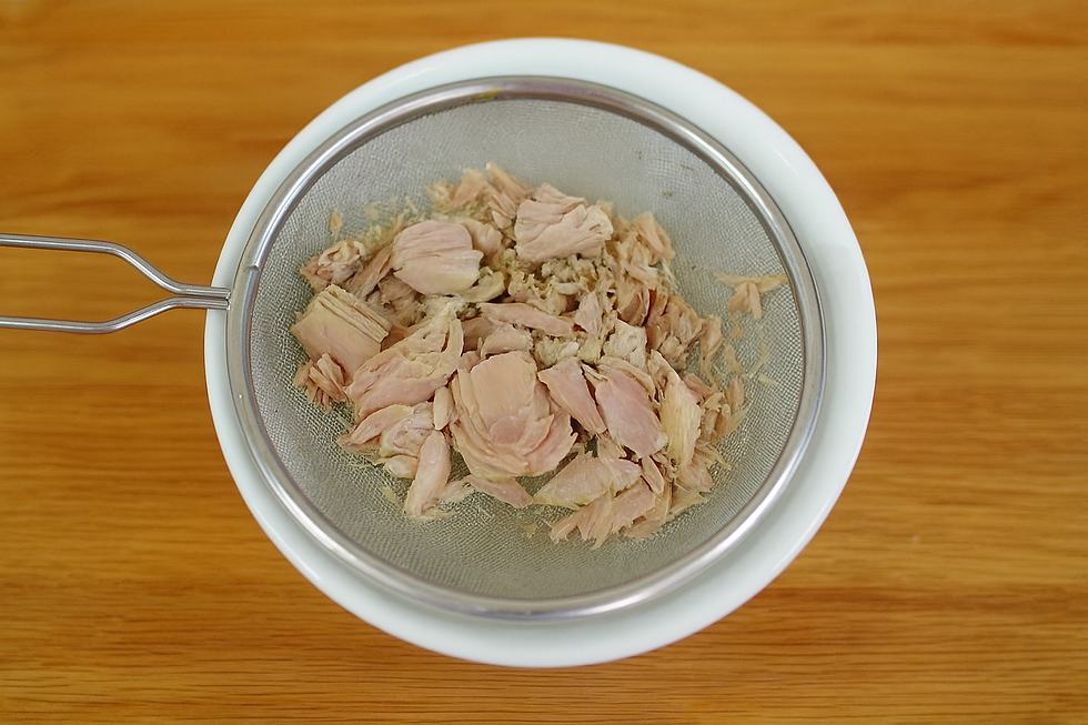 draining tuna