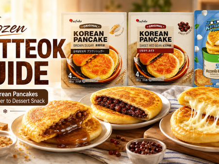 Bright MyFreshDash-style thumbnail featuring Daifuku Brown Sugar Korean Pancake, Daifuku Sweet Red Bean Korean Pancake, and Pulmuone Mozzarella & Cream Cheese Hotteok with plated hotteok showing brown sugar syrup, red bean filling, and melted cheese under the title “Frozen Hotteok Guide.”
