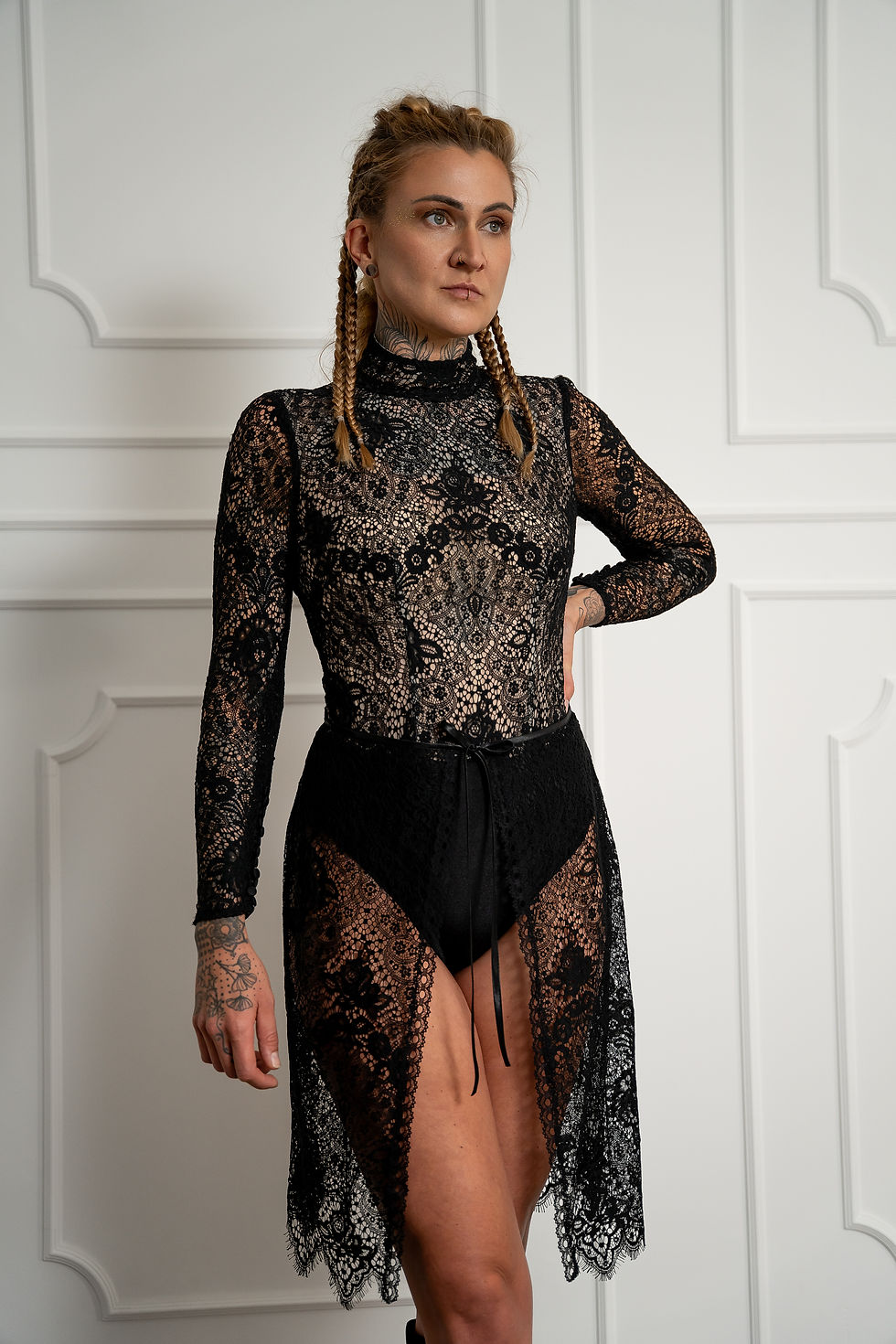 Miniaturbild: Overskirt short "Lace elegant"