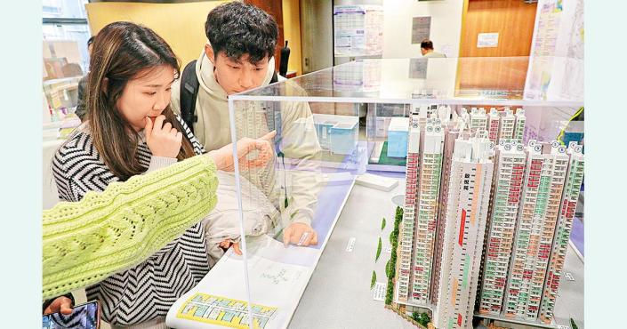 一招「綁住」年輕中產