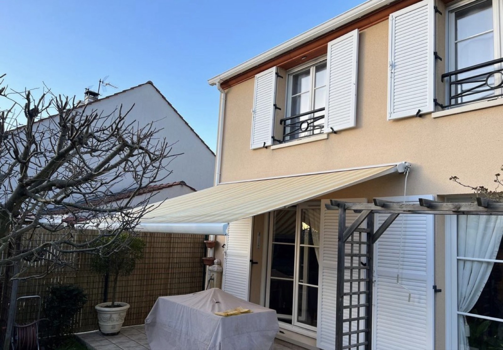 Store banne extérieur manuel – Terrasse / Jardin – Bon état
