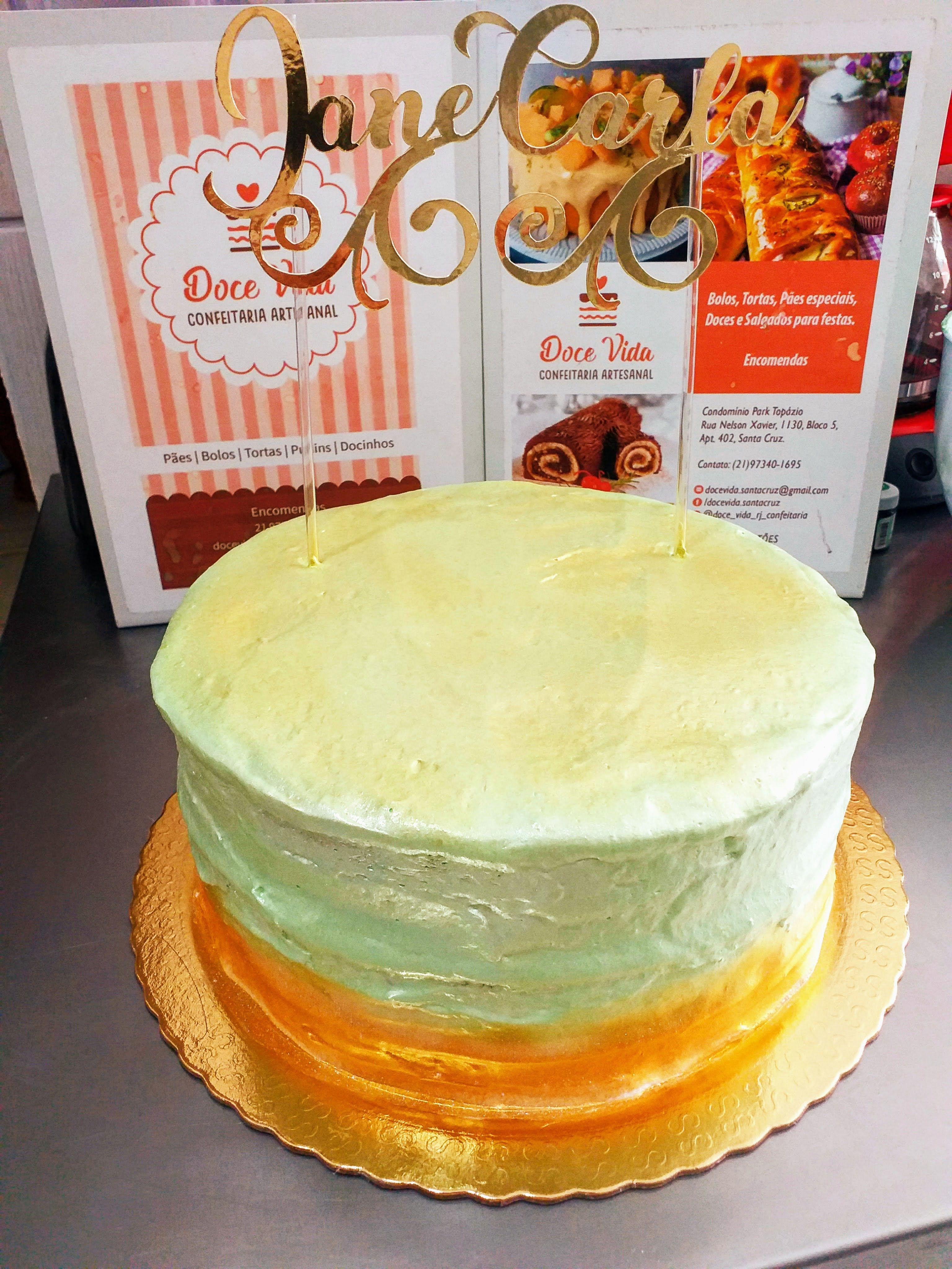 BOLO DE FESTA - SEM LEITE, SEM OVOS, SEM GLÚTEN