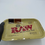 Miniaturbild: RAW Rolling Tray Drehunterlage Metall - "Klassisch", klein 27,5 x 17,5 cm