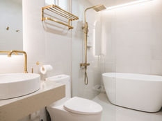 Richill bathroom