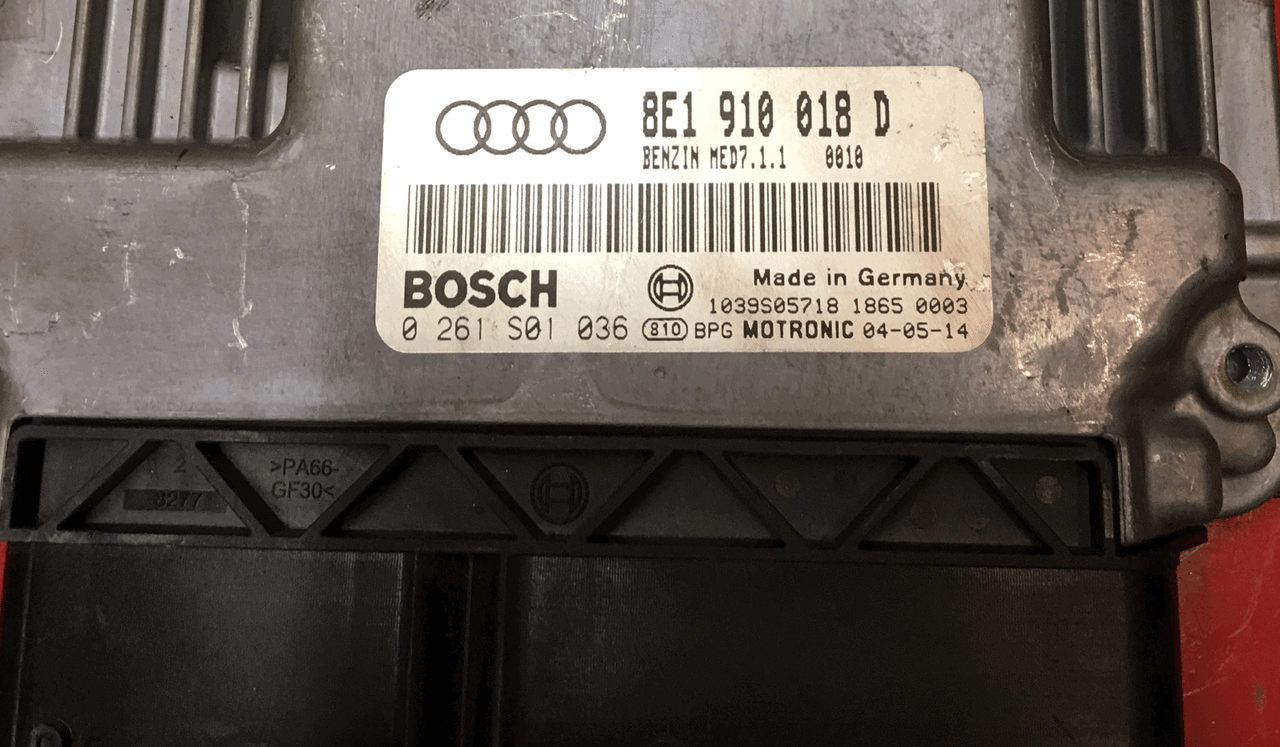 AUDI A4 ENGINE CONTROL UNIT ECU - 0261S01036 / 8E1910018D