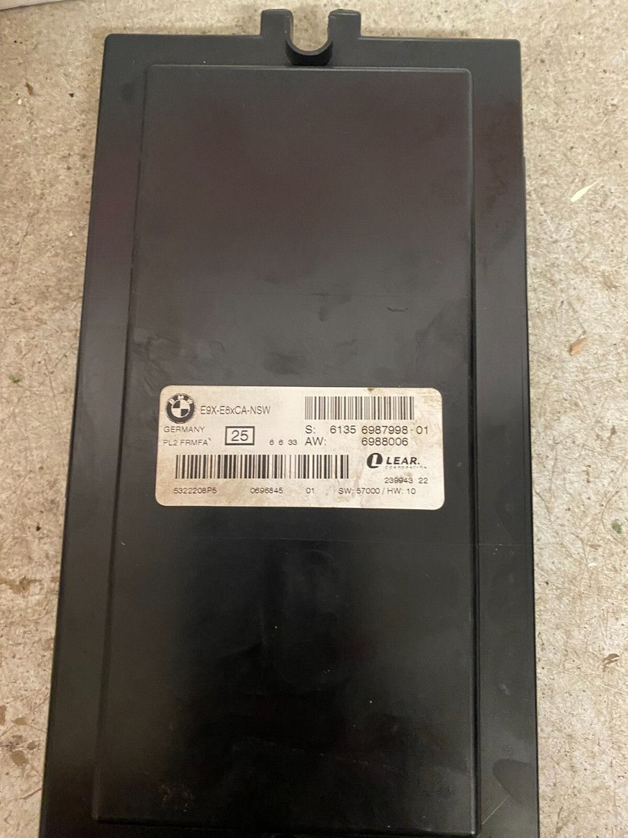 BMW 1 Series Footwell Module 6987998 / 6988006