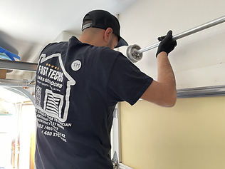Fast Techs Garage Door Technician